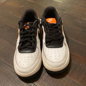 Big boys Nike Air Force 1 07 Lv8